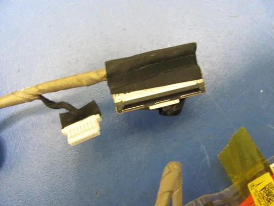 номер0200-27 Шлейф матриці 008PT7 0MR9MM для Dell Latitude E6520 Шлейф дисплея Шлейф підключення дисплея Шнур для відеоекрана Шлейф екрана Laptop matrix cable оригінал Інтернет-аукціон