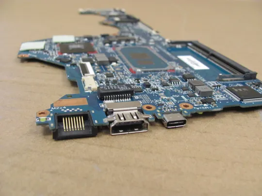 825-61 материнська плата РОБОЧА  L67080-601 DAG7AMB58C0 SRG0N  i7-1065G7 для HP Pavilion 14-CE оригінал Де купити