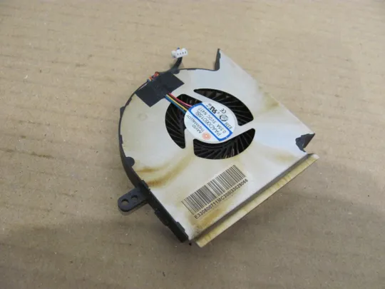 номер0284-29 Вентилятор (кулер, FAN) E330800711MC для MSI GL63 GE63 GE73 GL73 WE73 GP73 GP63 WE63 оригінал Ціна