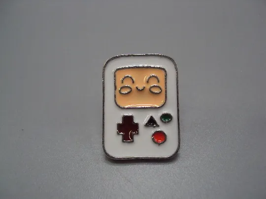 Значок пін ігрова приставка Game Boy знак брошка №18448 Ціна