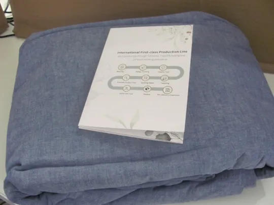 постільна білизна з двома підодіяльниками та двома наволочками (19) Продаж