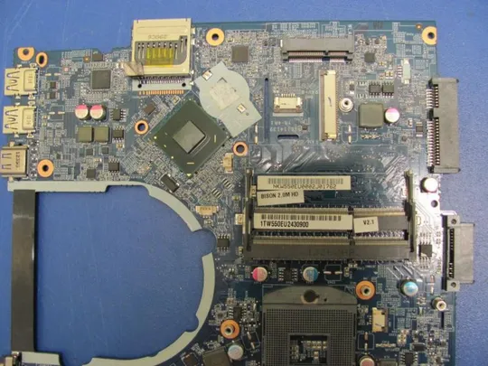 №53-15 материнська плата W540EUMB-0D РОБОЧА для TERRA MOBILE 1529 1220252 оригінал Характеристики