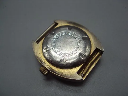 Наручные часы VK Karl-Mark-Stand GDR календарь ГДР не на ходу размер 3,7х3,4 см №14701 Де купити