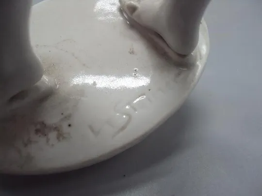 Фигура фарфор статуэтка Германия Unterweissbach K.Stener девушка с корзиной кунст высота 24,8 см №73 Недорого