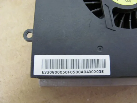 522-8 Вентилятор (кулер, FAN) E330800050F0500 для TERRA 1772 MSI GX740 MS-1727 оригінал З аукціону