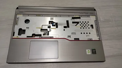фото, верх і корито Fujitsu E754