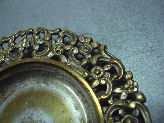 Пепельница блюдце розы цветы розочки Европа латунь посеребрение диаметр 13,2 см (№1499) Характеристики