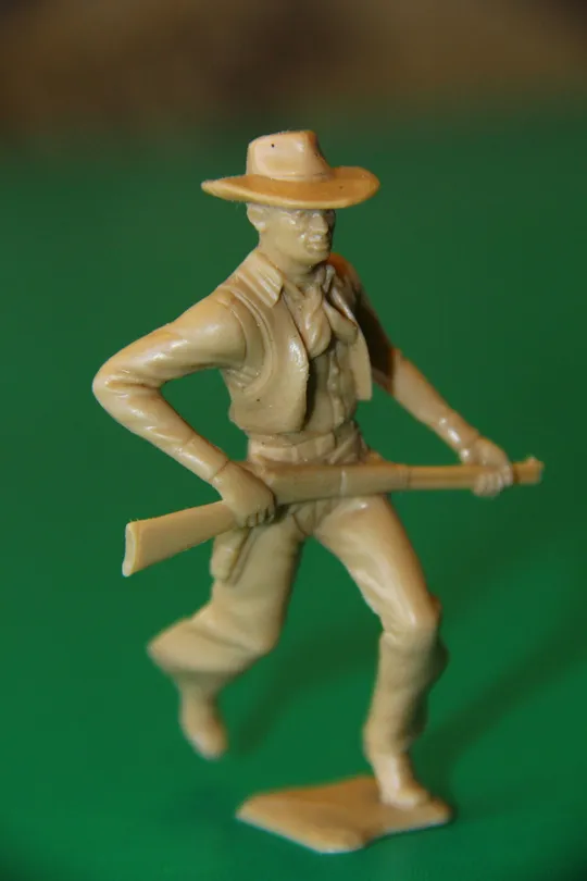 КОВБОЙ ЩО БІЖИТЬ З ВІНЧЕСТЕРОМ MARX-Rubinstain 75-80мм BARAVELLI люкс Ціна