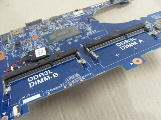 381-20 материнська плата РОБОЧА  JM7HC 0JV3DW SR23Y  i5-5200U для DELL Latitude 13 3350 P47G  оригінал Де купити
