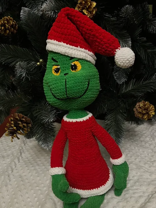 Вʼязана іграшка Грінч З аукціону