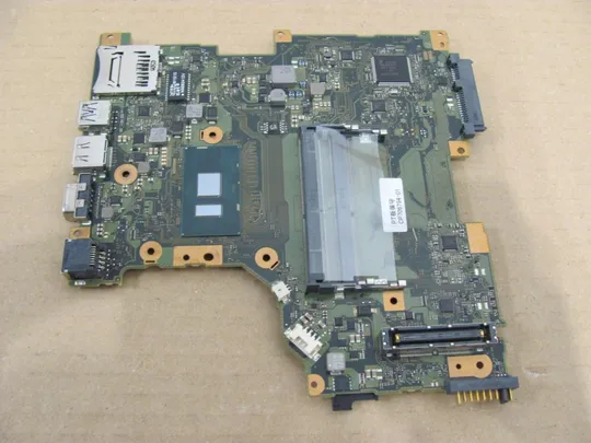 524-17 материнська плата i5-6200U SR2EY CP706794-01 CP693675-Z3 для FUJITSU LIFEBOOK E554 E556 оригінал Ціна
