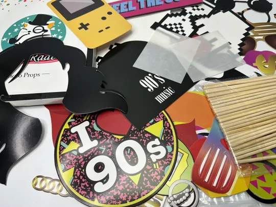 Купити Фон для вечірок Тема 90-х (ящик 25)