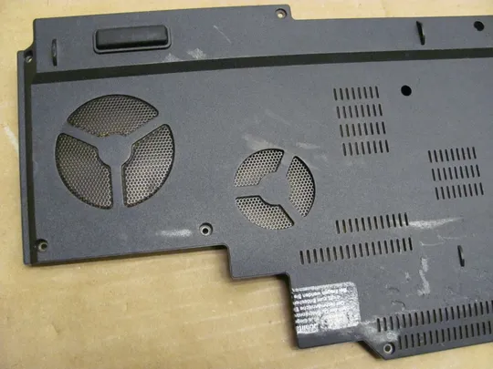 555-2 сервісна кришка 6-42-W870S-101 для Clevo W87CU оригінал Характеристики