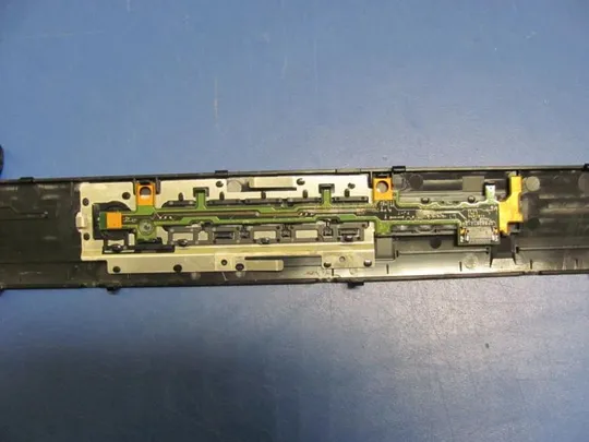 №124-18 Панель корпуса кнопок индикации для FUJITSU CELSIUS H920 H910 оригінал Де купити