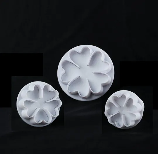 Плунжер для мастики Empire Сердцевидный пятилистник EM-8768 3 предмета Ціна