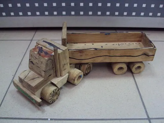 Детская игрушка машинка Сходница (Східниця) грузовик дерево длина 33,3 см №11133 Продаж