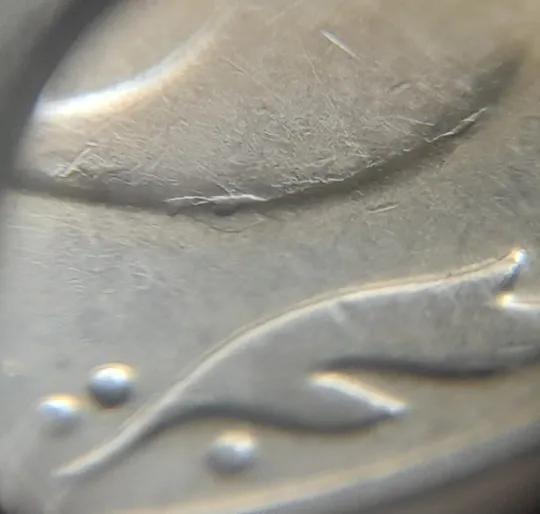 (5163) 50 копійок 2009 викрошки на нулі номіналу (50 копеек 2009 брак) Де купити