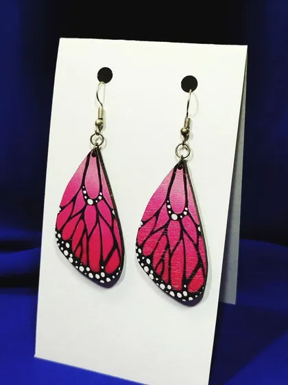 фото, Сережки "Крила метелика" | Рожеві, дерев’яні, 5 см