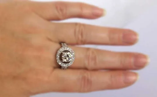 Купити Срібна каблучка кілечко з цирконами 925 проба Austria