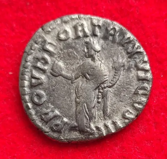 Провидение Богов денарий Рим монета 2 век н.э. император Марк Аврелий lvs632 З аукціону