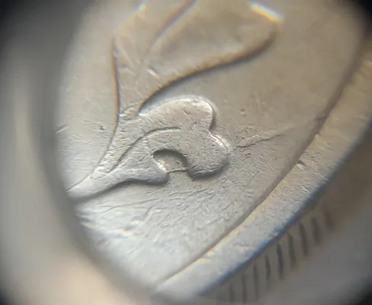 (7345) 25 копійок 1992 2ААм задирок на канті та розколи з обох боків внизу аверса (25 копеек 1992 2ААм брак) Інтернет-аукціон