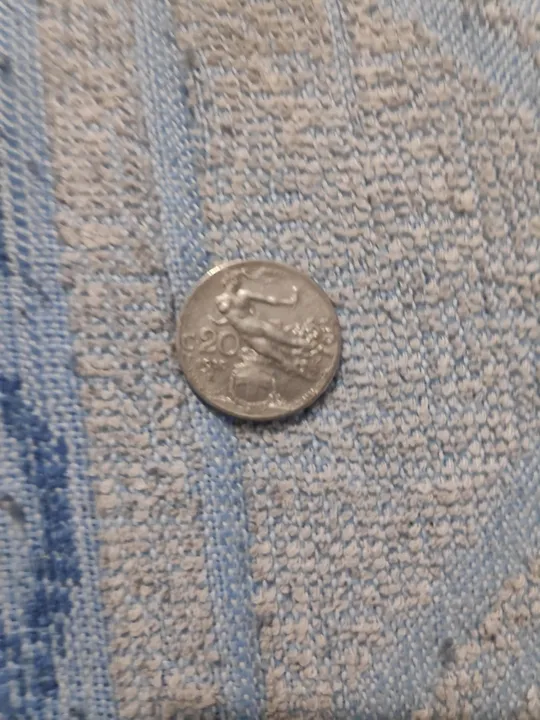 Купити Італія 20 чентезимо 1910