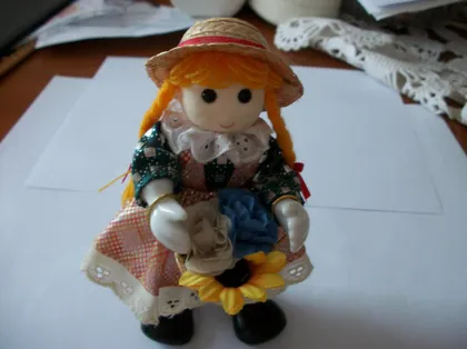 фото, Кукла . Высота 15-см . [очень красиво смотрится]