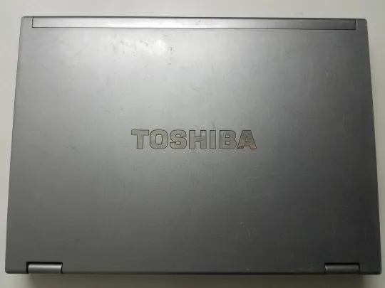 Ноутбук Toshiba Tecra M9 / 14.1" TN / Intel Core 2 Duo T7500 (2 ядра по 2.2GHz) / 2GB DDR2 / 160GB HDD Продаж