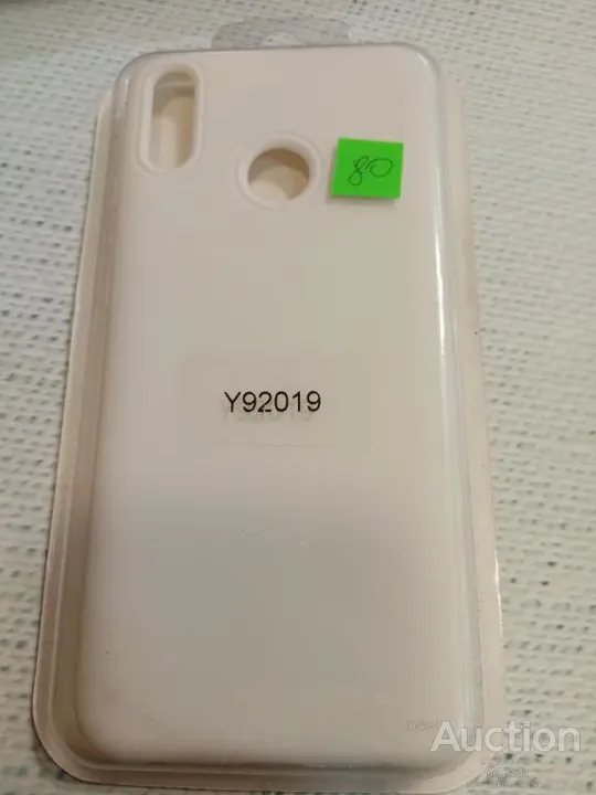 Чехол бампер для Huawei Y9 2019 белый Ціна