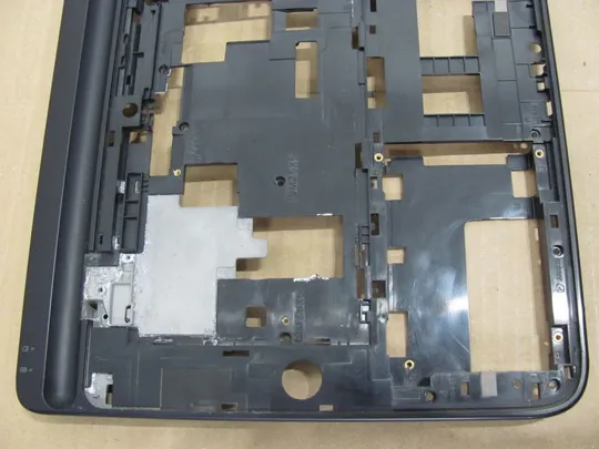 570-1 середня частина корпуса 0PP7MV для Dell XPS 15 L501X L502X P11F оригінал Де купити