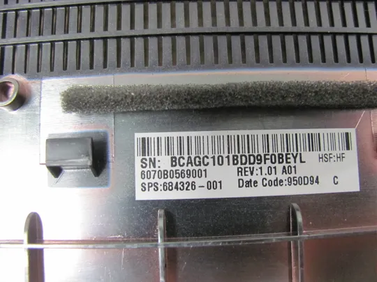 номер0889-12 сервісна кришка 6070B0569001 6070B0480101 684326-001   для  HP ProBook 6470b, 6475b оригінал Продаж