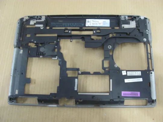 Купити номер0295-22 Кришка дно піддон корпуса Нижний корпус (дно) для ноутбука Низ дно поддон Нижняя часть 06CX42 для Dell Latitude E6520 оригінал