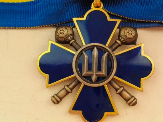 Почесний знак Головнокомандувача Збройних Сил України «Хрест Заслуги» НА ЛЕНТІ ! З аукціону