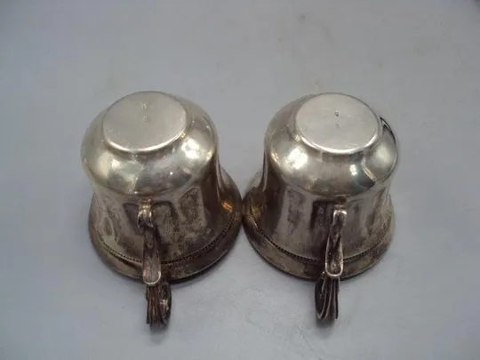 Чашки серебро 925 проба Украина Киев новые чашка лот 2 шт вес 130,37 г размер 5,2 х 6,1 см №13767 Інтернет-аукціон