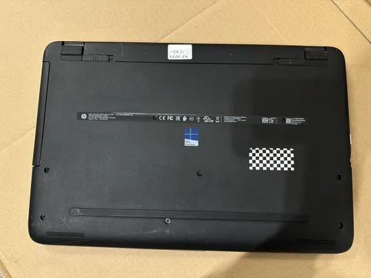 1533 HP 250 G5 15.6&quot; FHD i5-6200u 2.5Ghz / 16Gb / 250ssb / AMD Radeon R5 M330 2GB / WebCam + блок живлення Інтернет-аукціон