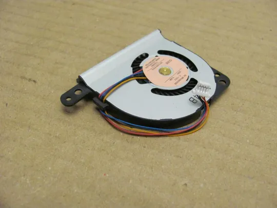 6-51 Вентилятор (кулер, FAN) G61C0001P210 для Toshiba Portege Z30 Z30-A Z30T Z30T-A оригінал Де купити