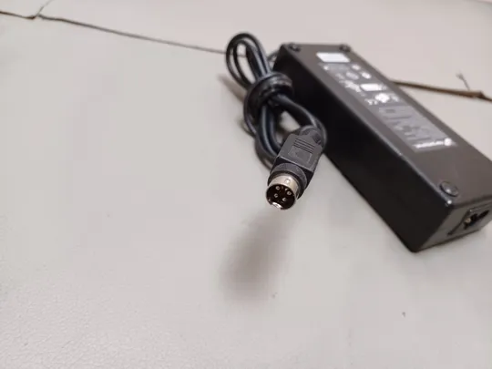 0642 адаптер живлення  FSP120-AFB 48V 2.5A  НІМЕЧЧИНА З аукціону