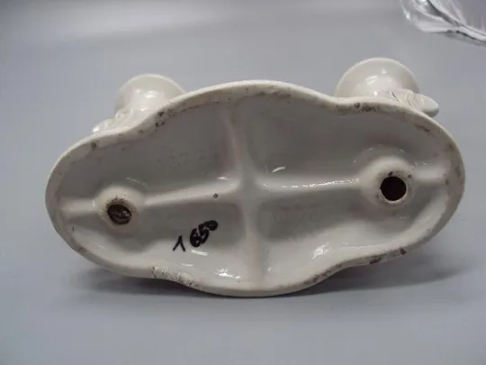 Подсвечник на две свечи фарфор Германия WKCG путти мальчик ребенок WKC Weiss Kuhner 15,9х17,6см №999 Характеристики