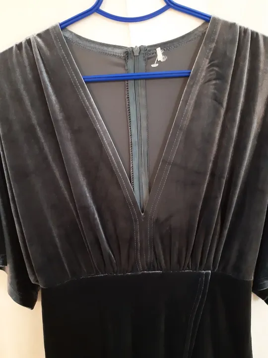 Сукня велюр сірого кольору. Інтернет-аукціон