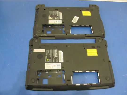 65-13  Кришка (дно, корито, піддон) корпуса 60.4GU01.001 60.4JY05.003 для MEDION AKOYA P6622 оригінал Ціна