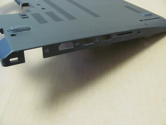 номер1039-1 Кришка дно піддон корпуса Нижний корпус для ноутбука Низ Корпус D 460.0AB0B.0001 01ER012 для Lenovo Thinkpad T570 P51S оригінал З аукціону