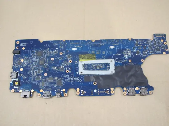 594-17  материнська плата AAZ60 LA-C461P   i5-6300U SR2F0   для Dell Latitude E7470  7470 оригінал Де купити