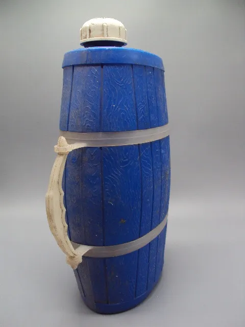 Канистра для непищевых продуктов ссср пластик бочонок с ручкой размер 28,8 х 32 х 15 см №15682 Де купити