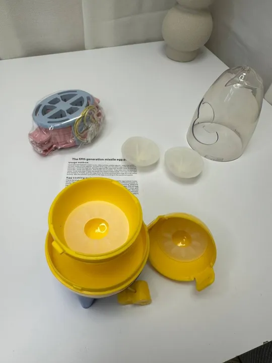 Ручний шейкер для сирих яєць з формочками для нарізки Golden Egg Puller (24) Продаж