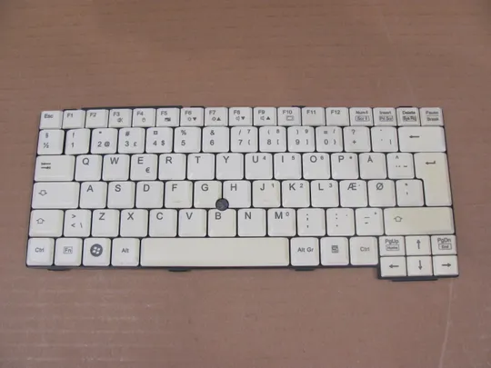 757-19 клавіатура CP297221-02   для FUJITSU LIFEBOOK E780 оригінал Ціна