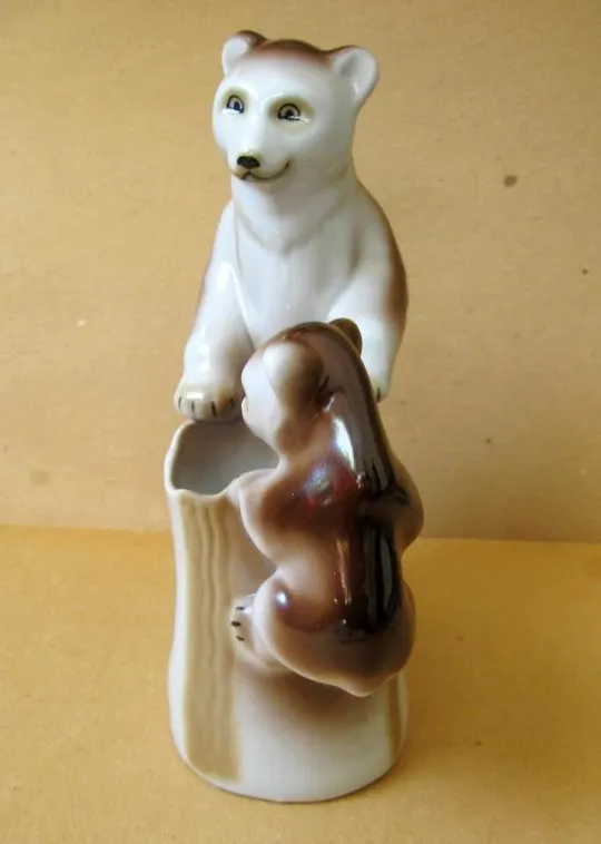 ВЕДВЕДІ -  олівцівниця = МЕДВЕДИ  - карандашница  = СРСР Недорого