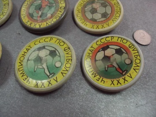 знак футбол 35 чемпионат ссср переливашка лот 6 шт №5132 Продаж