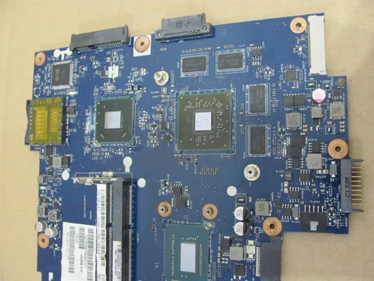 432-7 материнська плата VAW01 LA-9101P SR0XL  I5-3337U для  Dell Inspiron 15 3000  3521  5521 оригінал Де купити