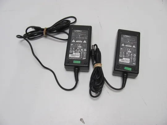 3658 адаптер живлення LITEON PA-1061-0 12V 5.0A  2 шт НІМЕЧЧИНА Ціна