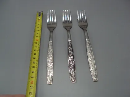 фото, Столовые приборы вилки нерж ЗиШ узор цветы листья листочки нержавейка вилка 20 см лот 3 шт №18637в